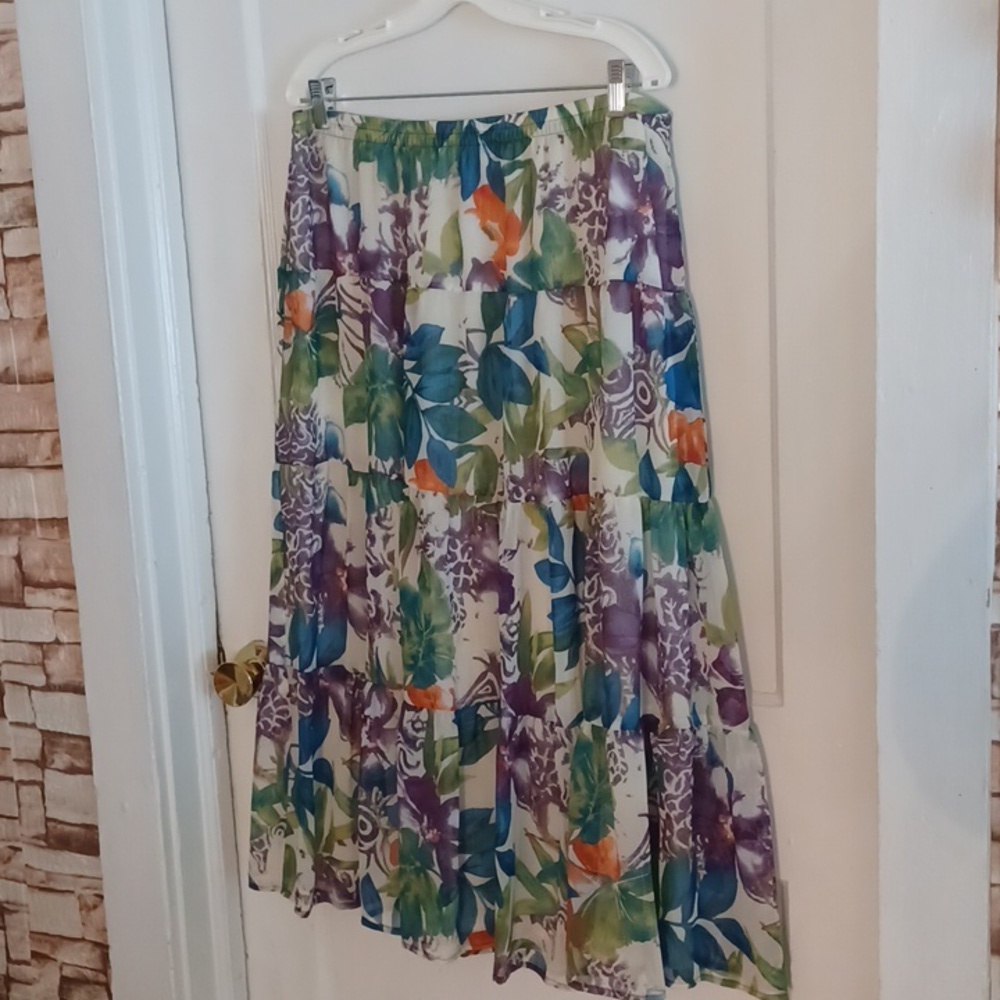 Koret tiered skirt women's size large lined skirt